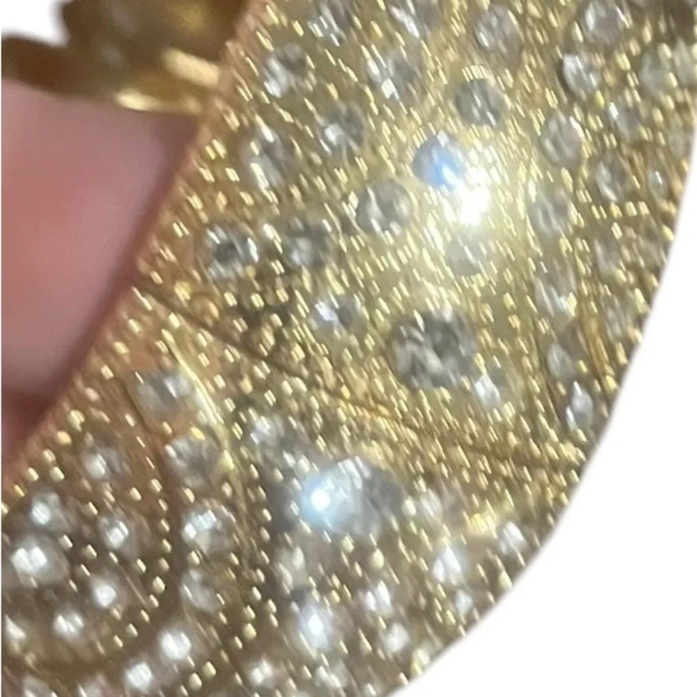 Sparkling Gold Rhinestone Bracelet - Picture 3 of 11